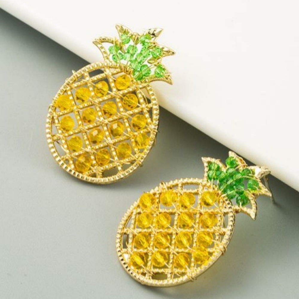🍍 Pineapple Crystal Earrings Brand New